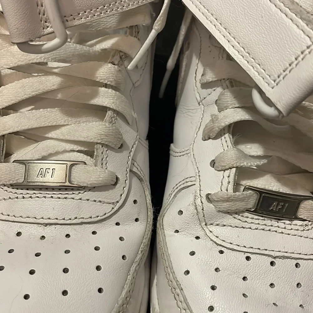 White Air Forces - Picture 6 of 6